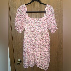 Lush Ivory Pink Floral Textured Dress with Puff Sleeves and Pockets Size M